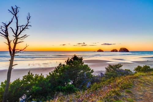 Netarts Bay Overlook