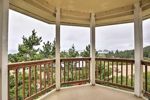 Oceanside Beach Home With 180-degree Views!