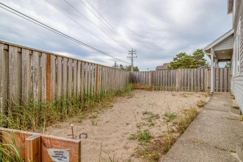 Beach Pine House