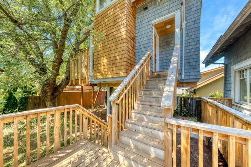 Tabor Treehouse