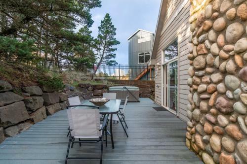 Beach Nest, Fantastic Dog Friendly With A Hot Tub, Easy Beach Access