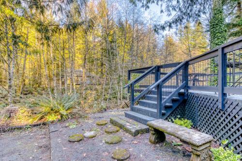 Hygge Cabin On The River