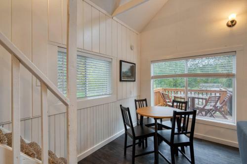 Riverbend Cabins #1-3 - Close To Ski Slopes!