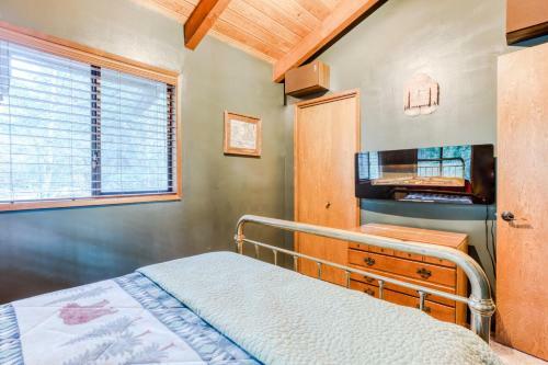 Zigzag Lodge