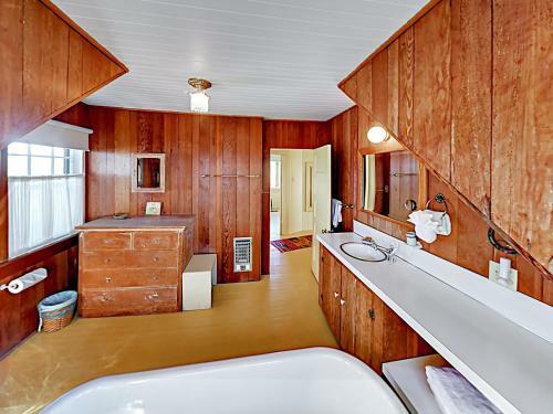 104 S Marion Home Home
