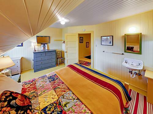 104 S Marion Home Home