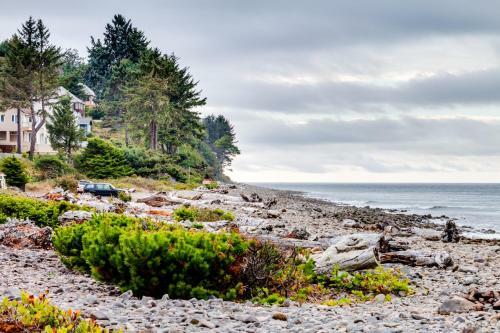 Kc's Cottage By The Sea