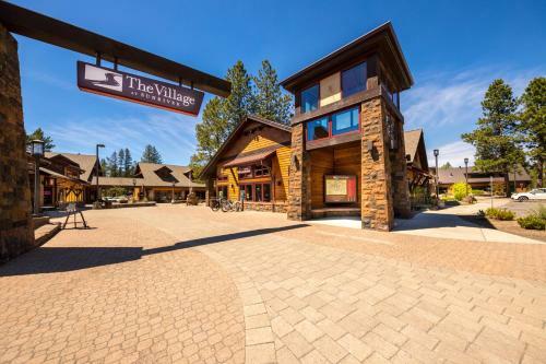 Osprey Cabin