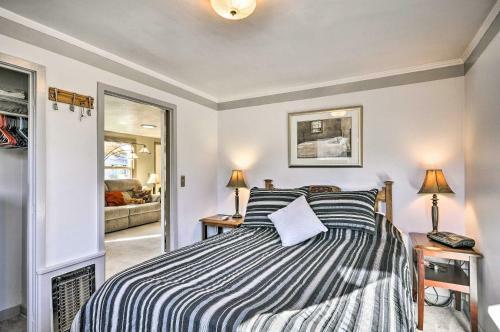 Sherwood Retreat With Yard, Walk To Old Town!
