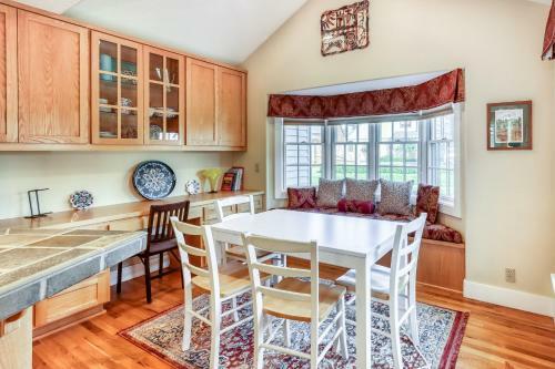 Classy Sisters Townhome