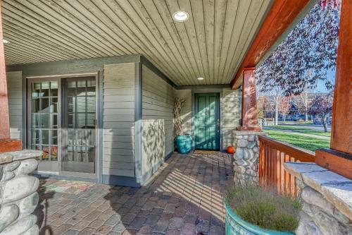Classy Sisters Townhome