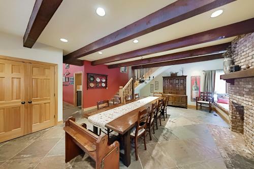 Exceptional Vacation Home In Sisters Home