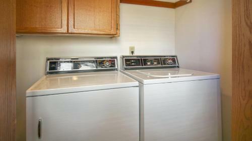 Fairway Village 32