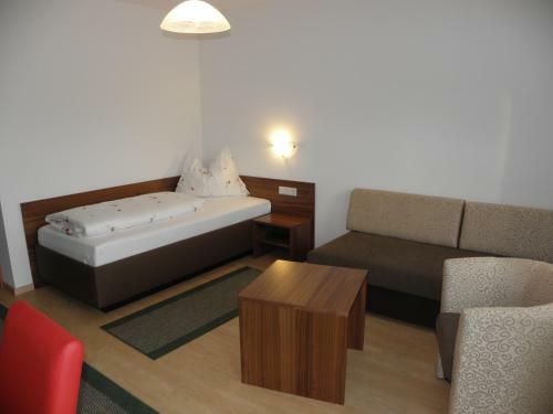 Hotel-gasthof Stoff