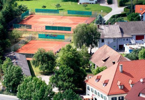 Hotel-gasthof Stoff