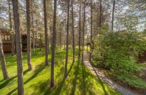 Wildflower Condo #54 By Village Properties At Sunriver