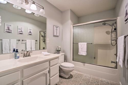 Modern Sunriver Family Home With Sharc Passes!