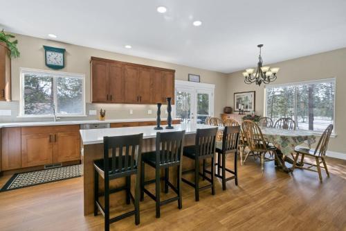 2 Dixie Mt Home