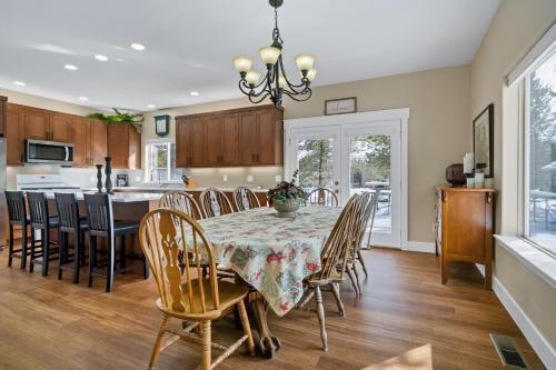 2 Dixie Mt Home