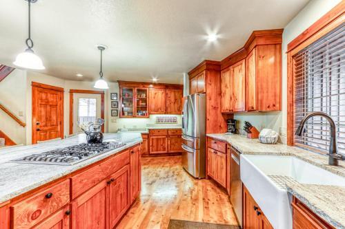 3 Hummingbird Lane