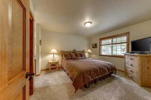 3 Hummingbird Lane