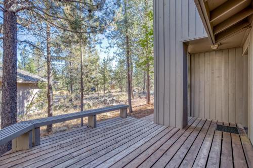 Red Cedar Lane 60