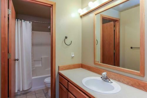 Apartamento Fairway Village 15