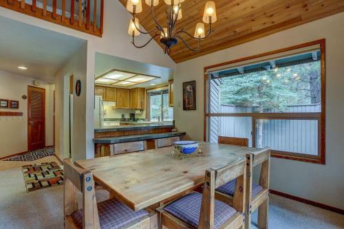 19 East Butte Home