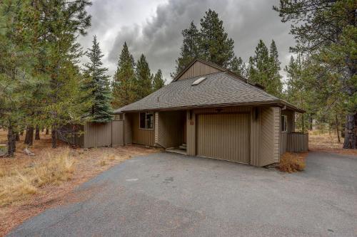 19 East Butte Home