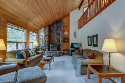 19 East Butte Home