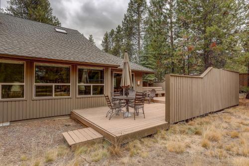19 East Butte Home