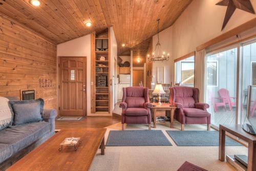Cozy Cabin