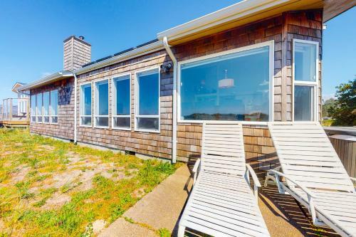 3 Bed 3 Bath Vacation Home In Bayshore Beach Club