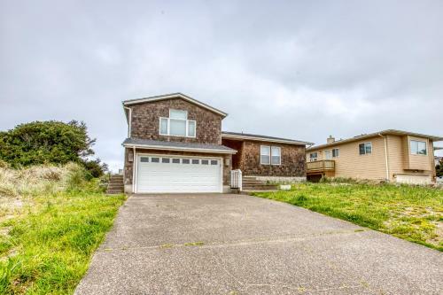 3 Bed 3 Bath Vacation Home In Bayshore Beach Club