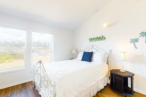 3 Bed 3 Bath Vacation Home In Bayshore Beach Club