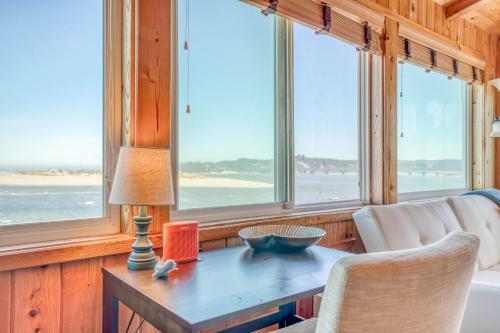 Cliff House - Waldport