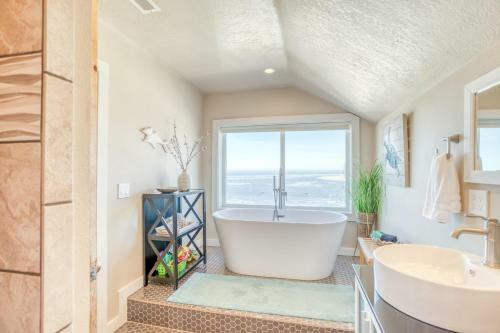 Cliff House - Waldport