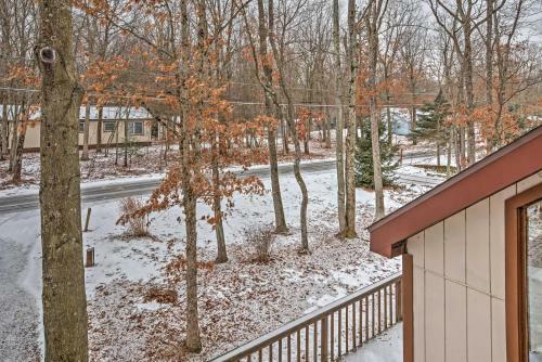 Roomy Pocono Home Less Than 3 Mi To Hickory Run State Park
