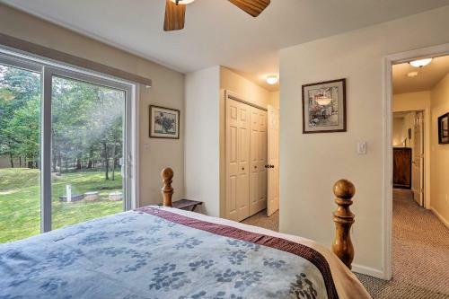 Poconos A-frame Home With Pool Table And Lake Access!
