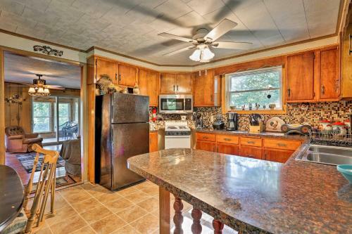 Beach Lake Cabin On Delaware River With Sunroom!