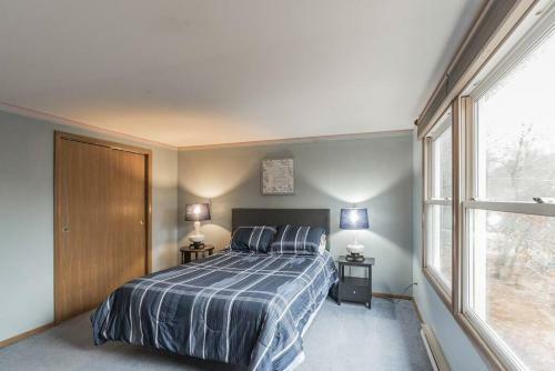 Bed & Breakfast Hickory Haven-poconos-sleeps 11-gameroom