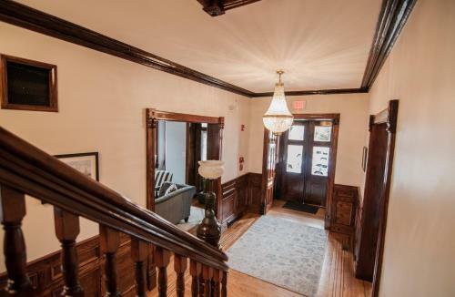 George Washington Wood Bed & Breakfast