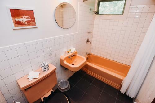 Hotel Rainbow Mountain Resort - Lgbtq Friendly
