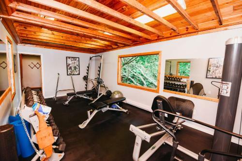 Hotel Rainbow Mountain Resort - Lgbtq Friendly