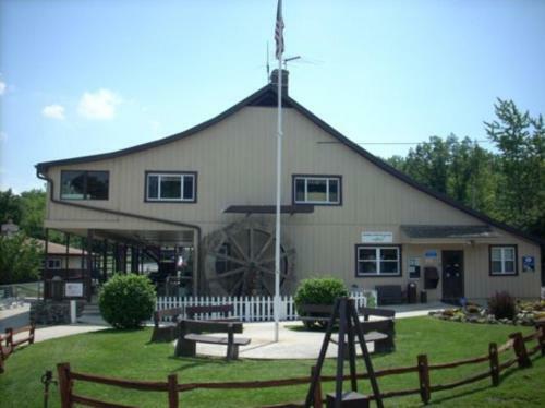 Round Top Loft Cottage 1