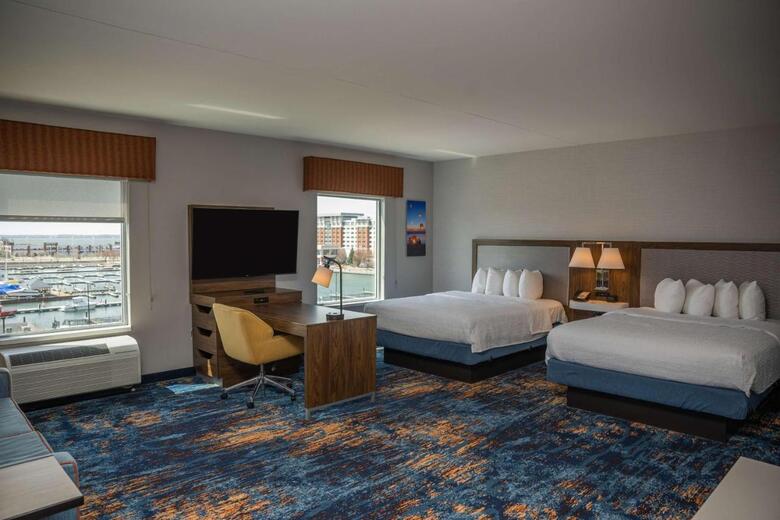 Hotel Hampton Inn & Suites Erie Bayfront