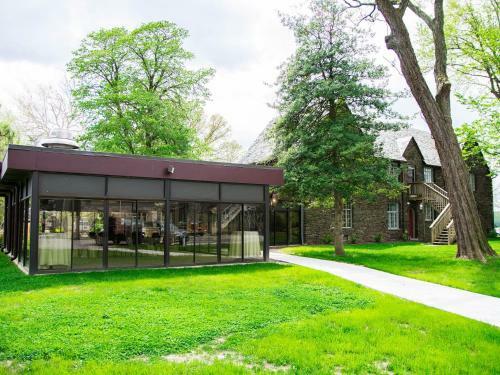 Bed & Breakfast The Manor On Front