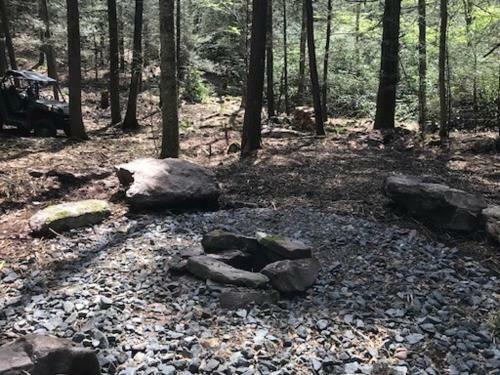 Tentrr - Retreat On Bear Creek