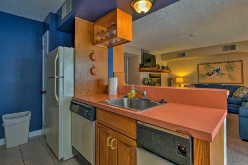 Apartamento Lakefront Lake Harmony Condo With View Near Skiing!
