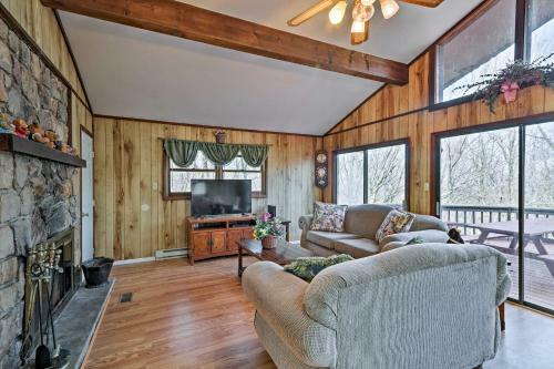 Tranquil Lake Harmony Haven - Great For Families!